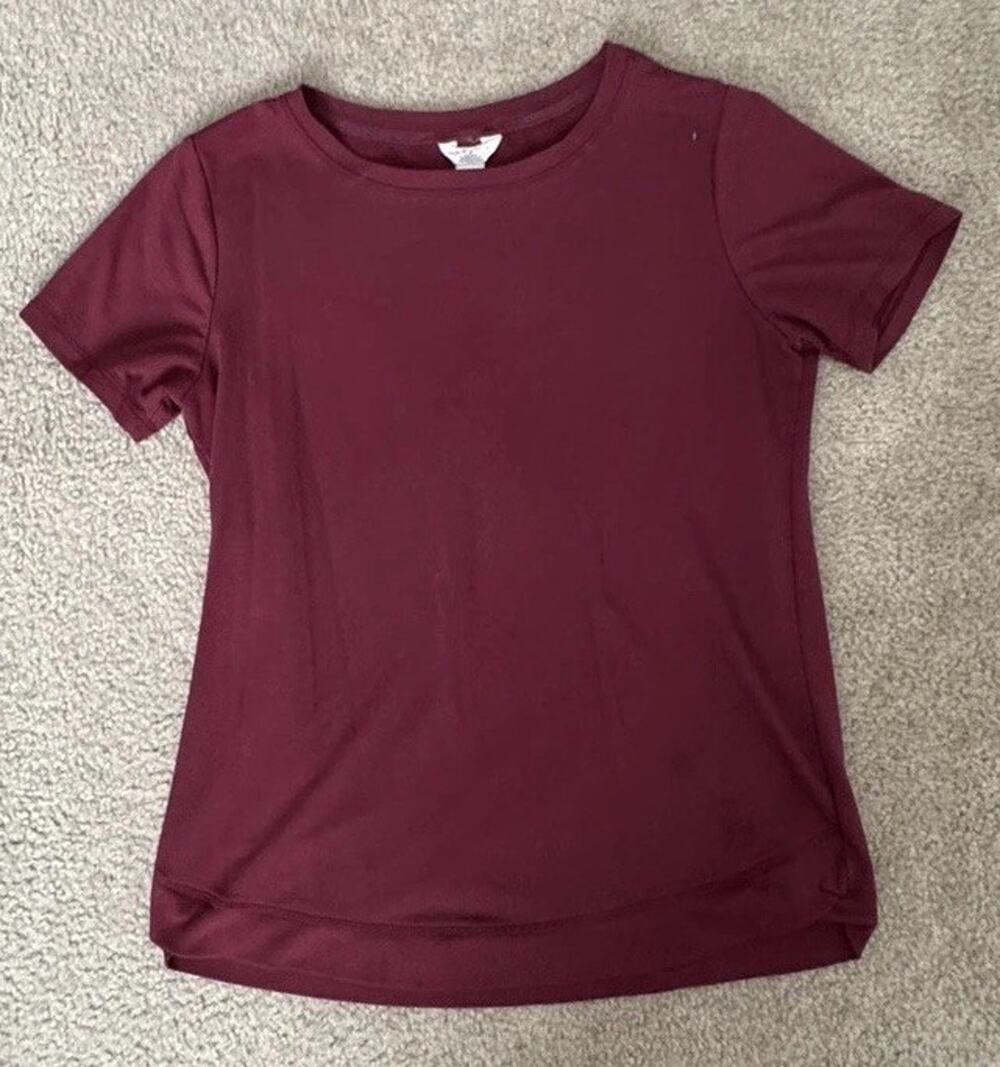 Danskin Womens Medium Burgundy Short Sleeve Tunic Top Tulip Hem Soft Stretch